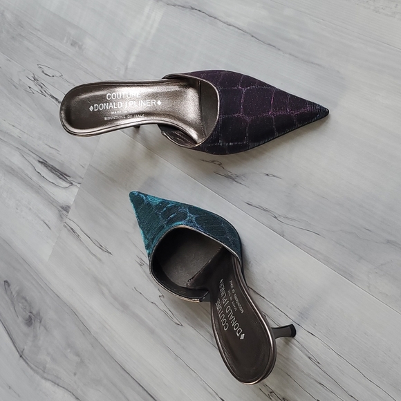 Donald J. Pliner Shoes - NWT BEAUTIFUL HOLOGRAM DONALD J PLINER KITTEN 😸 Heels